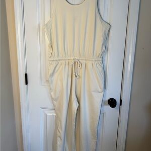Universal Thread Cream Sleeveless Jumpsuit NWOT